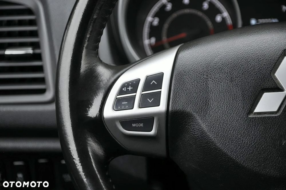 Mitsubishi ASX - 13