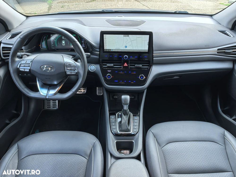 Hyundai IONIQ 1.6 GDI Premium - 6