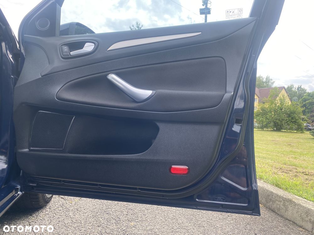 Ford Mondeo 2.0 Titanium - 22