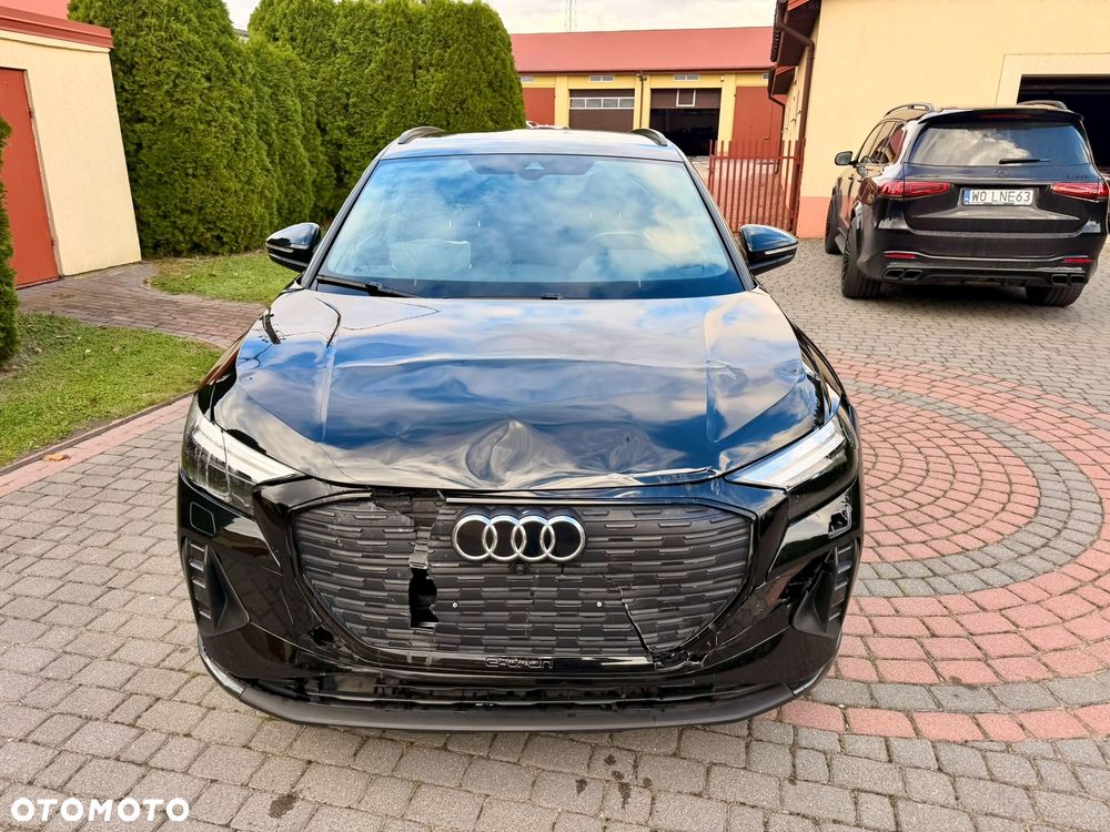 Audi Q4 e-tron 45 quattro - 21