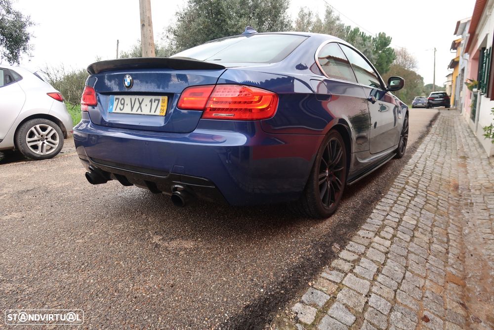 BMW 320 d Coupe Edição M - 4