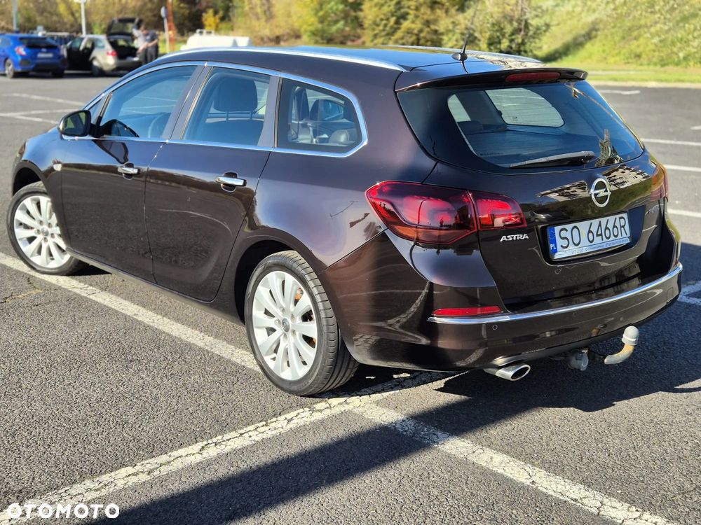 Opel Astra 1.6 T Cosmo - 5