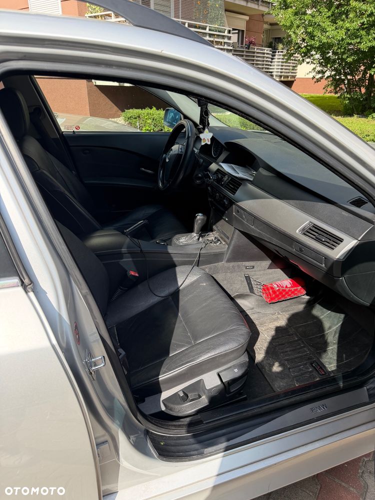 BMW Seria 5 520d - 5