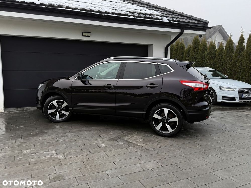 Nissan Qashqai 1.2 DIG-T N-Connecta EU6 - 13