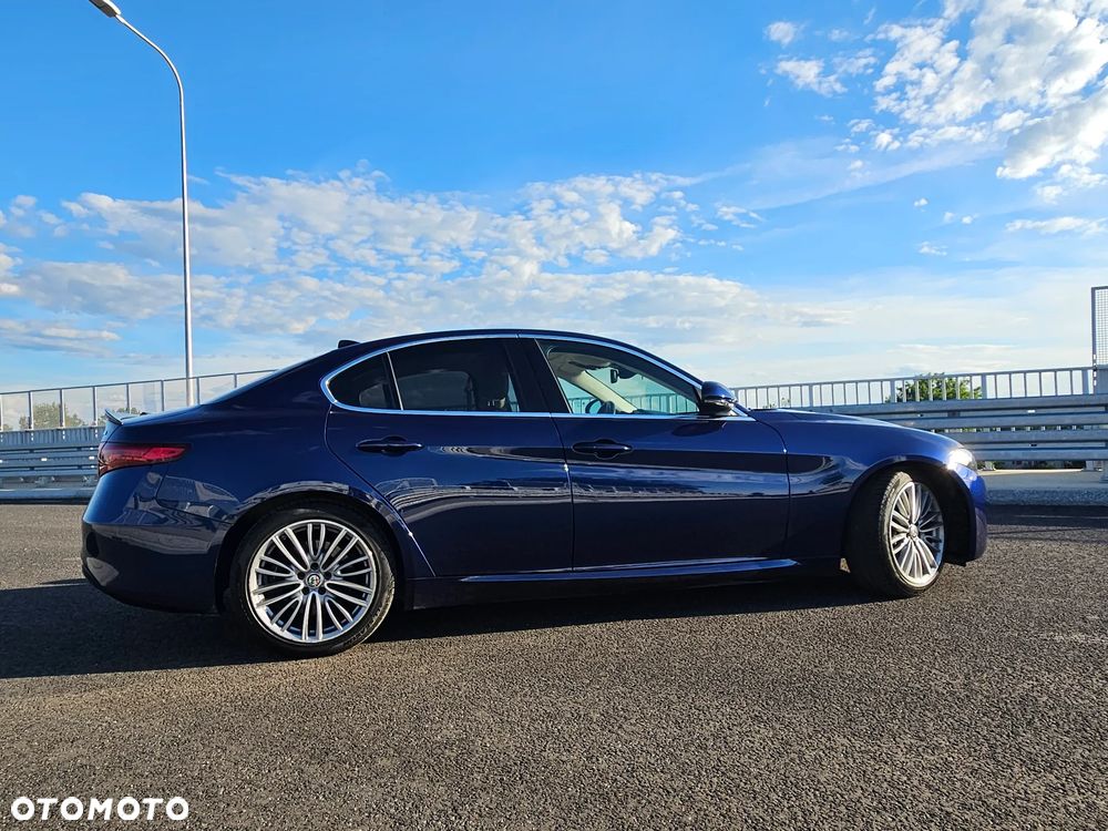 Alfa Romeo Giulia 2.0 Turbo 16V AT8 Veloce Ti - 14