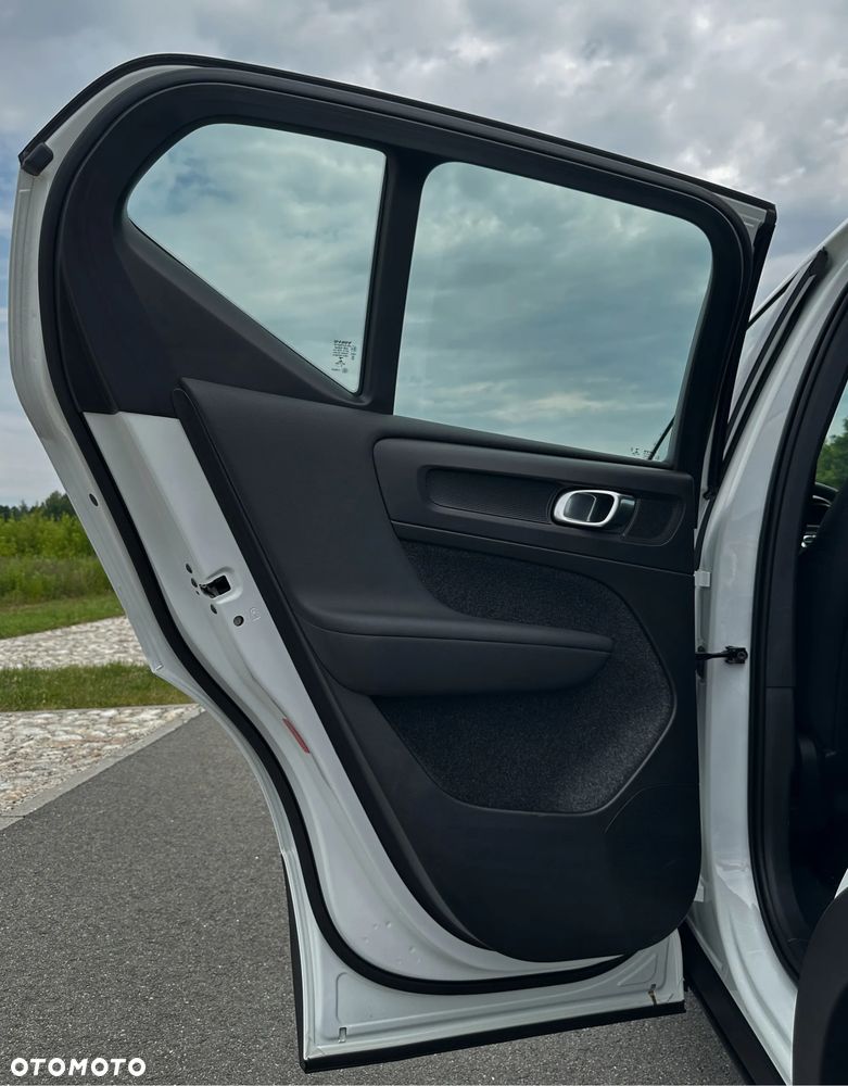 Volvo XC 40 - 29