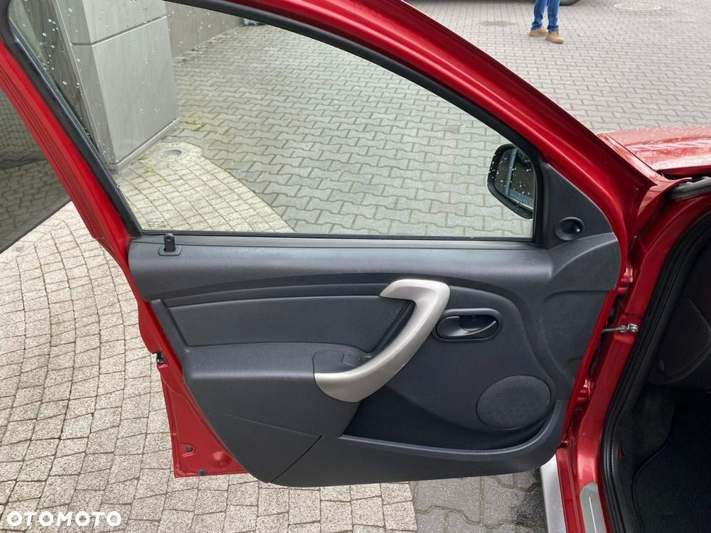 Dacia Sandero - 11