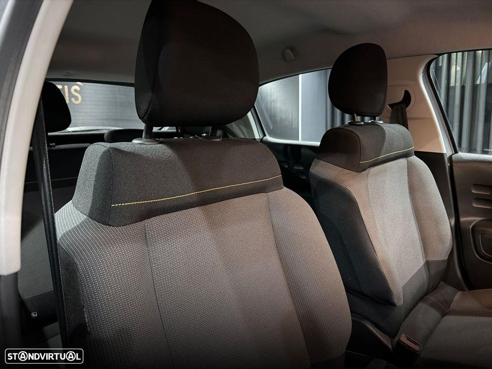 Citroën C3 1.2 PureTech Shine - 29