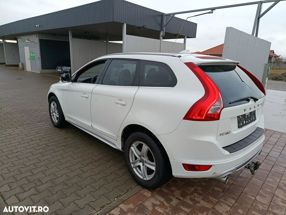 Volvo XC 60 D3 Aut. R Design - 9