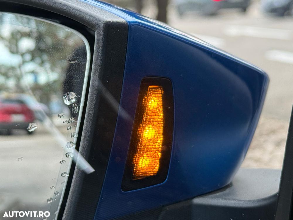 Skoda Octavia Combi 2.0 TDI DSG Exclusive Plus - 5