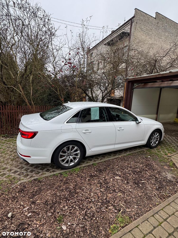 Audi A4 Limousine 45 TFSI quattro S tronic design - 13