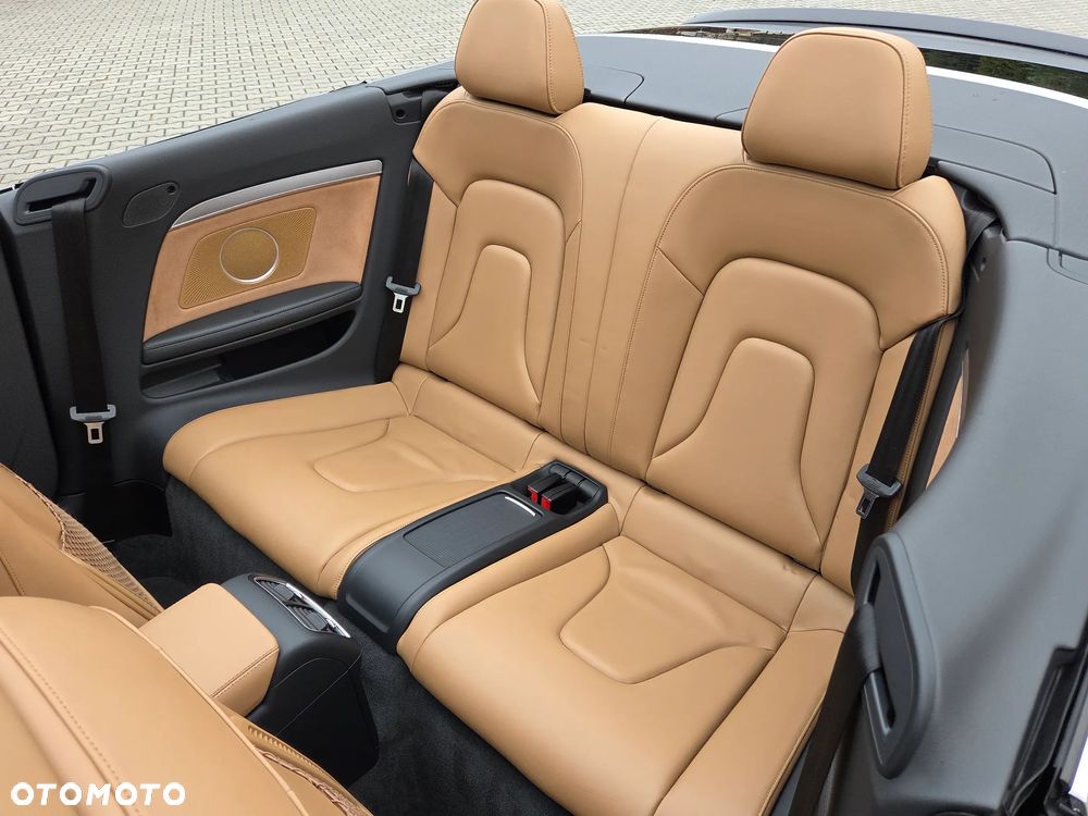 Audi A5 Cabrio - 19