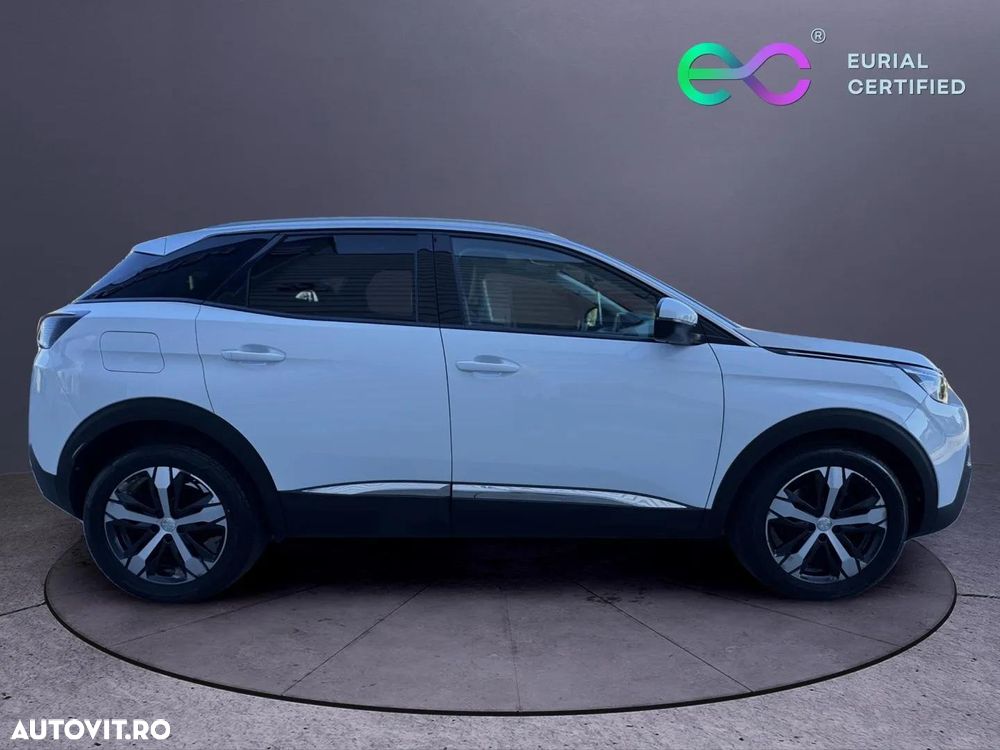 Peugeot 3008 1.2 PureTech Turbo S&S Allure - 4