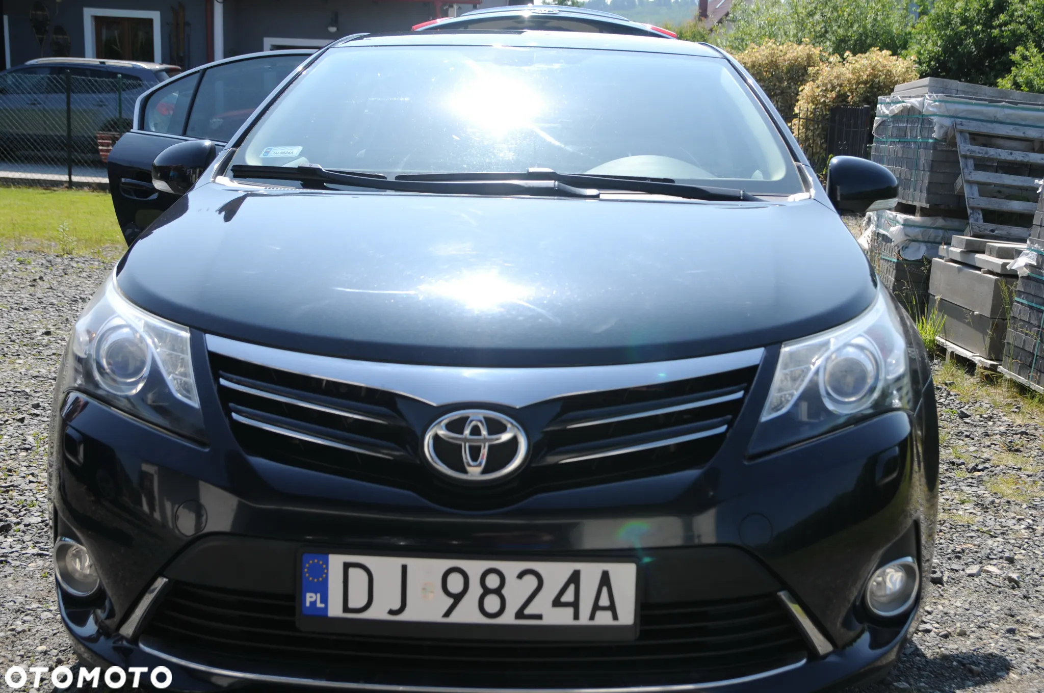Toyota Avensis 1.8 Premium EU5 MS - 27