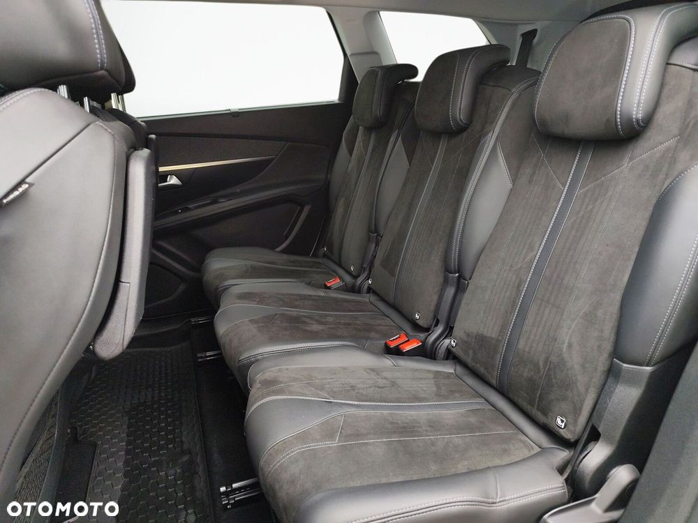 Peugeot 5008 - 14