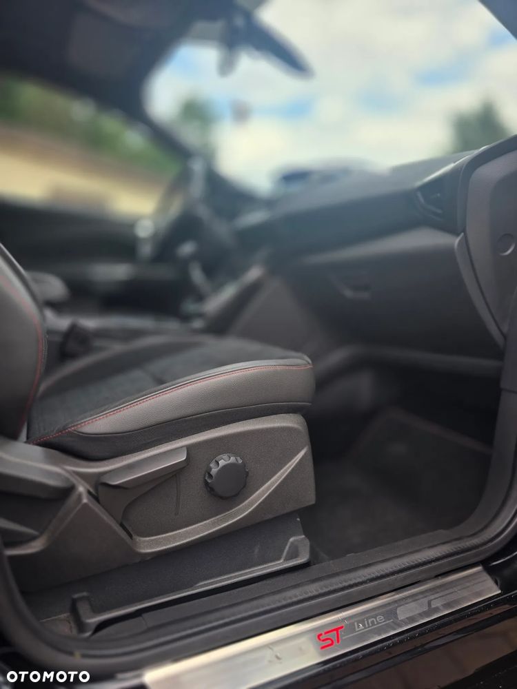 Ford Kuga 2.0 TDCi AWD ST-Line Black - 11