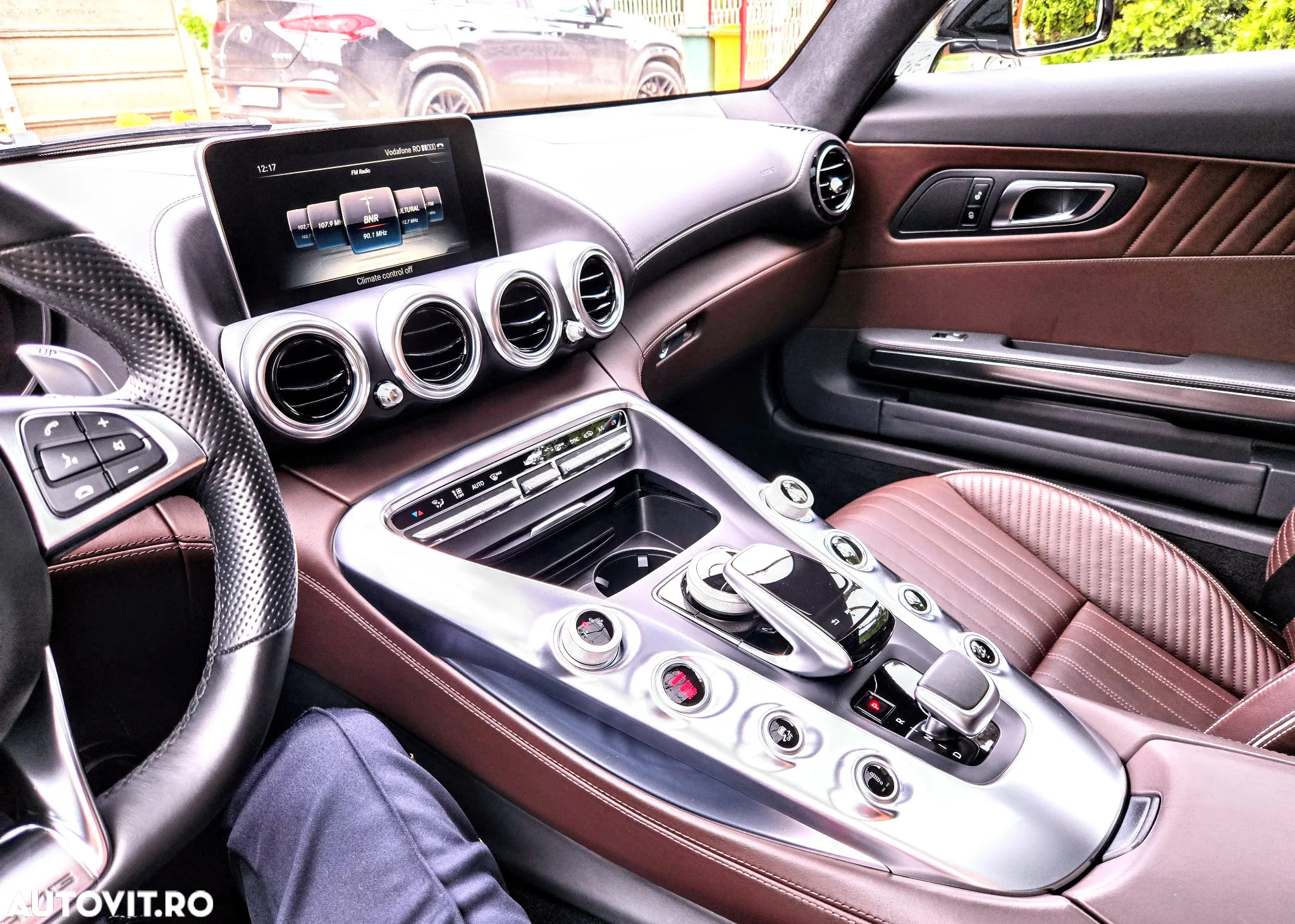 Mercedes-Benz AMG GT Roadster - 8