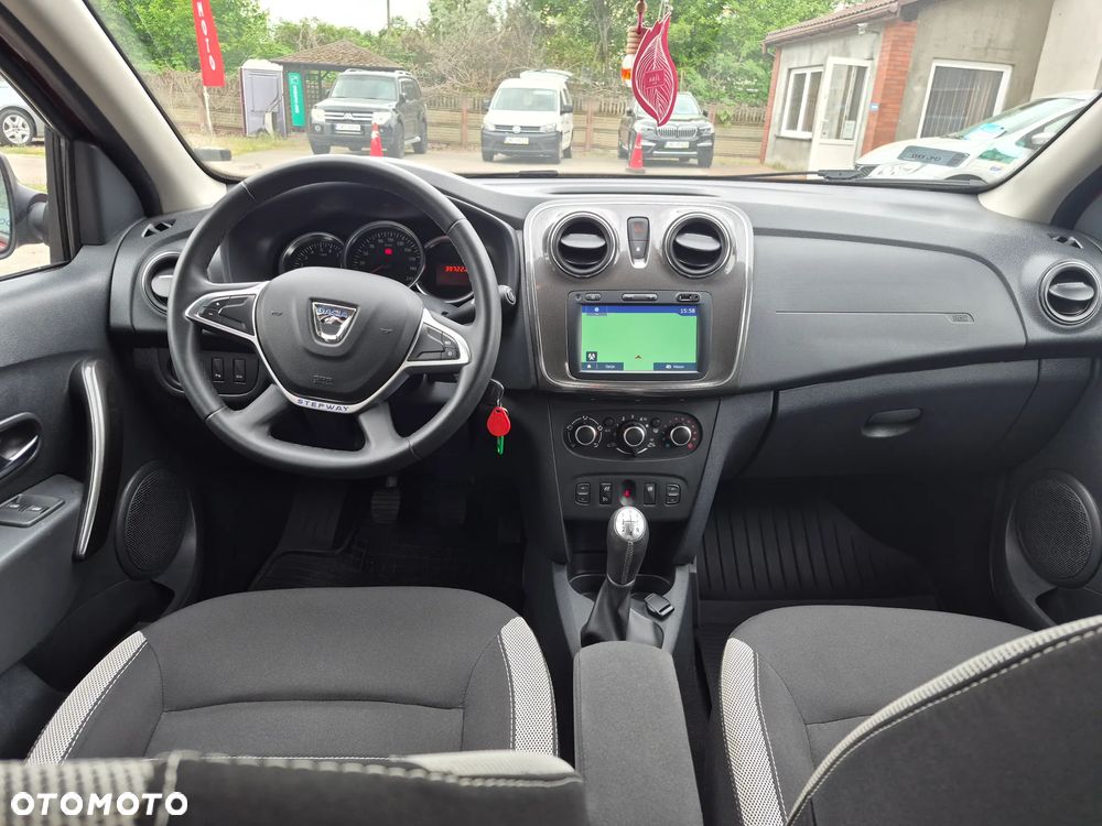 Dacia Sandero 0.9 TCe Laureate S&S EU6 - 22