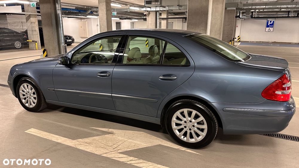 Mercedes-Benz Klasa E - 24