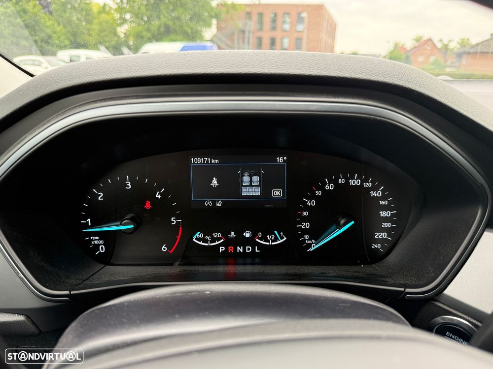 Ford Focus 1.5 EcoBlue S&S Aut. ACTIVE - 9