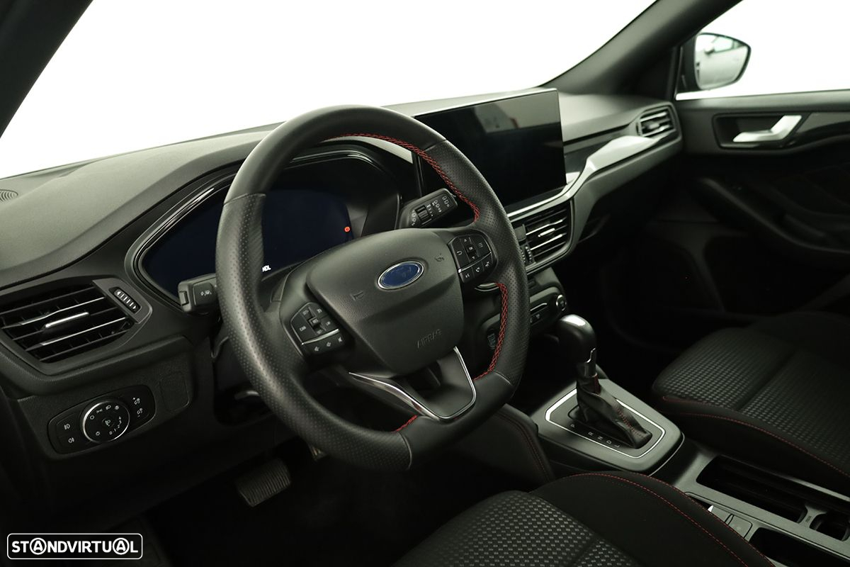 Ford Focus 1.0 EcoBoost MHEV ST-Line X Aut. - 7