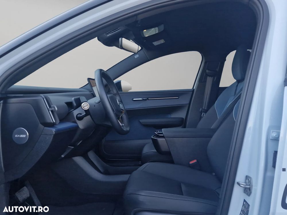 Volvo EX30 - 10