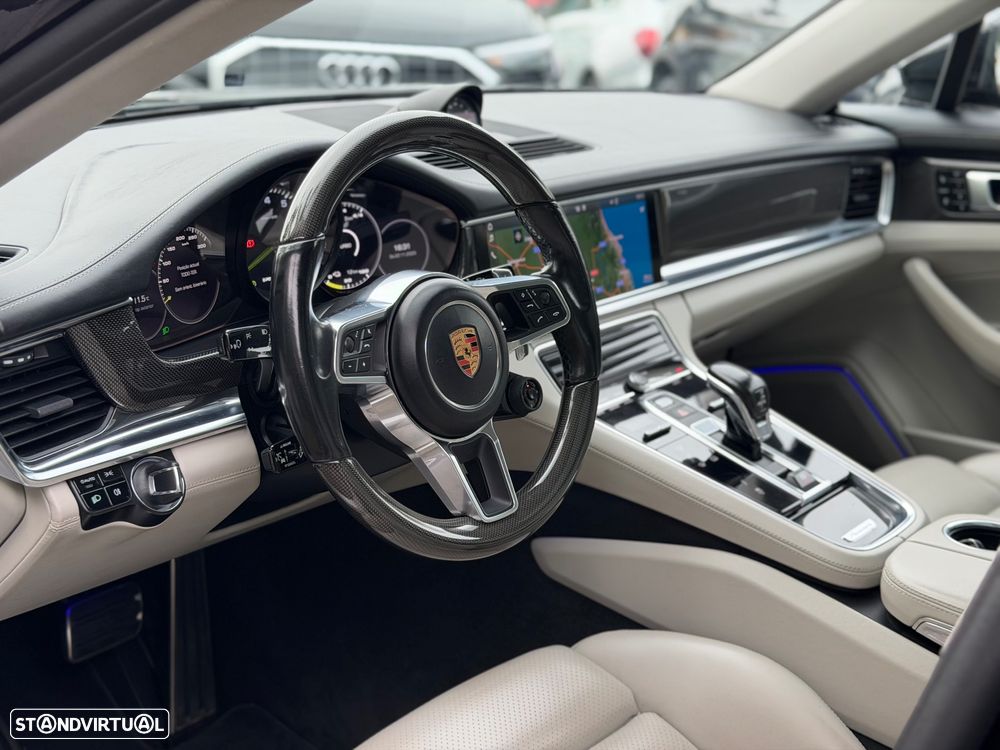Porsche Panamera - 13