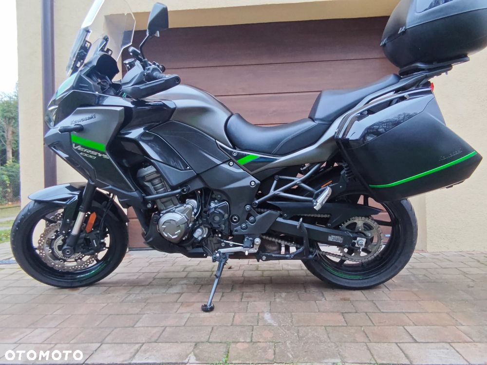Kawasaki Versys 1000 - 11