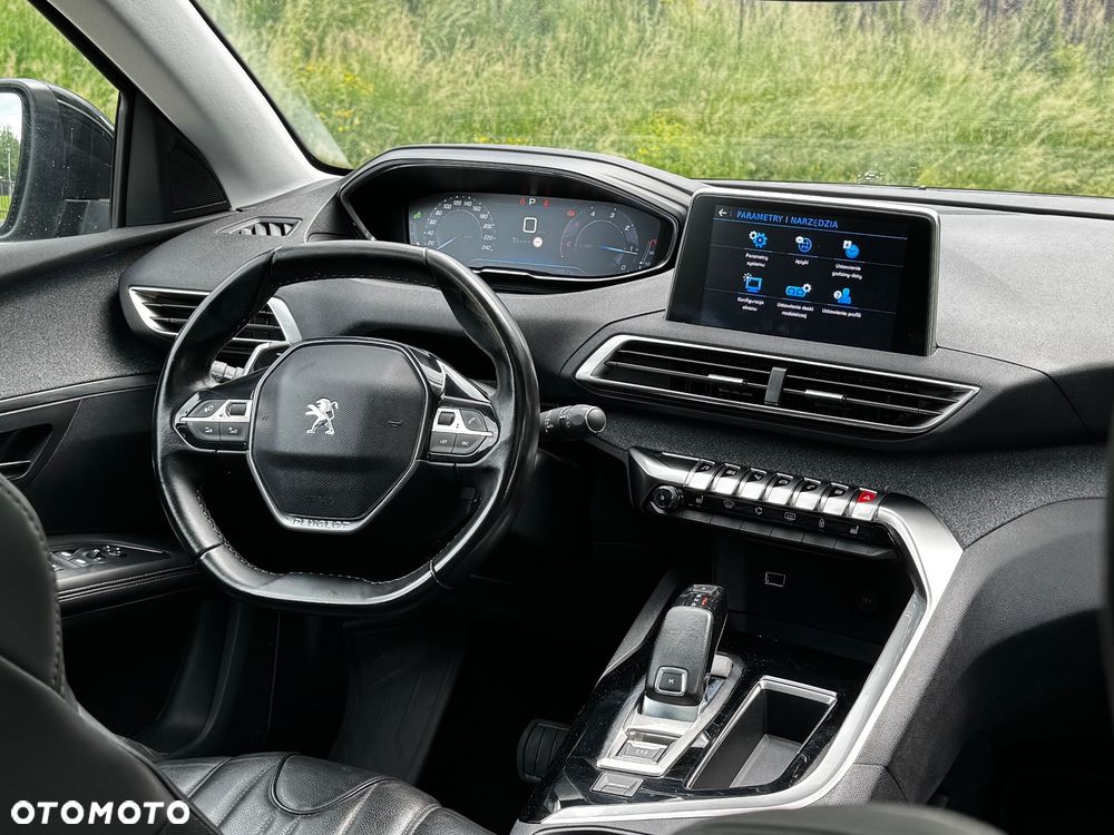 Peugeot 5008 1.5 BlueHDi Allure S&S EAT8 - 5