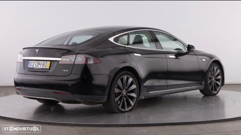 Tesla Model S 85 - 5