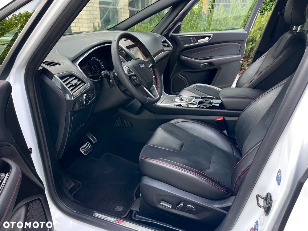 Ford S-Max - 22