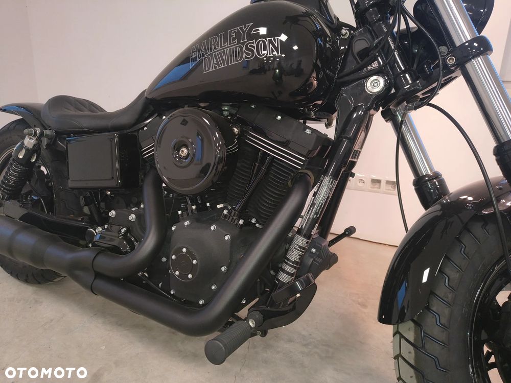 Harley-Davidson Dyna Fat Bob - 14
