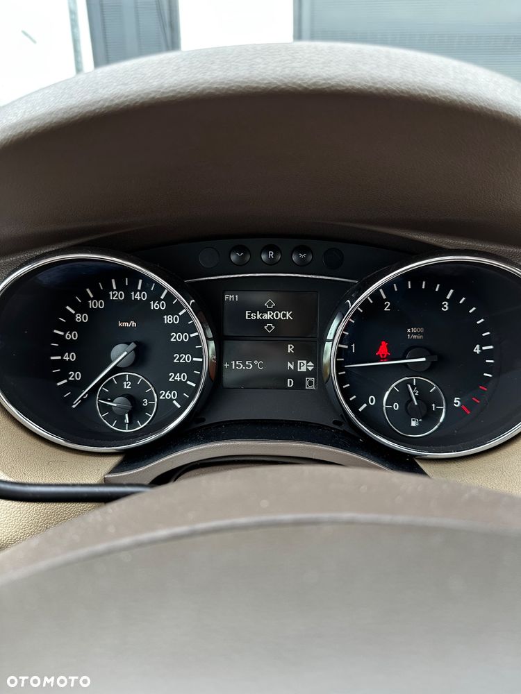 Mercedes-Benz Klasa R 320 CDI L 4-Matic - 20