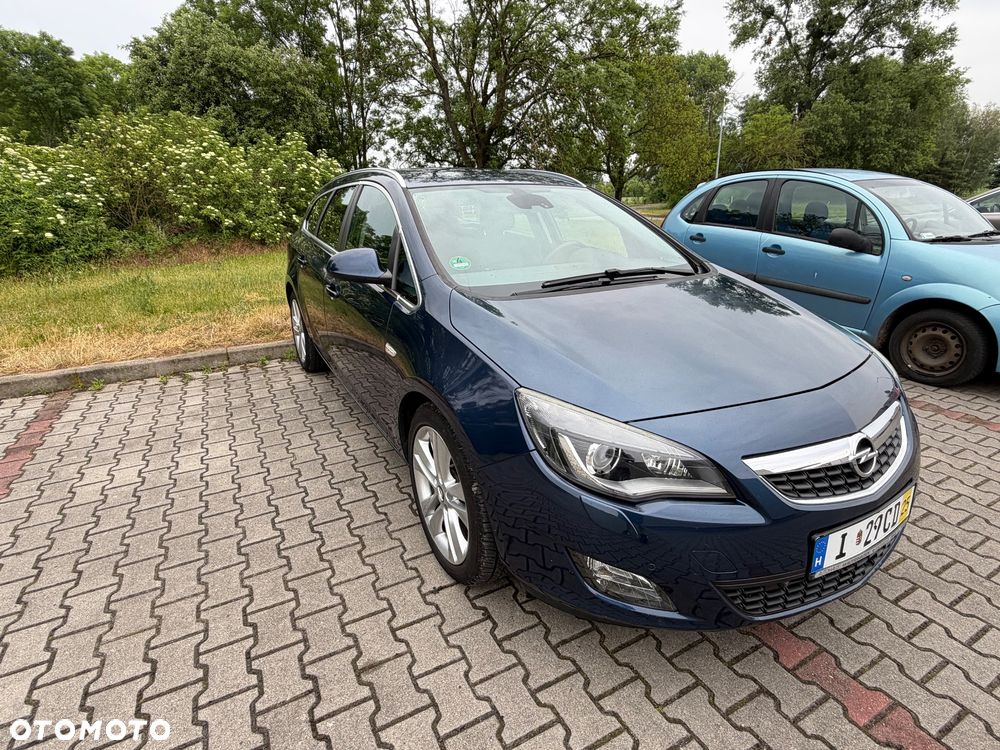 Opel Astra 1.6 Turbo Edition - 14
