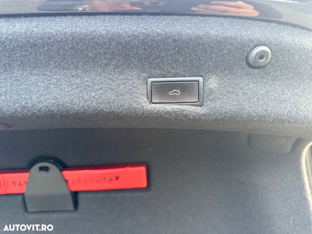 Volkswagen Passat 1.5 TSI OPF DSG Business - 30