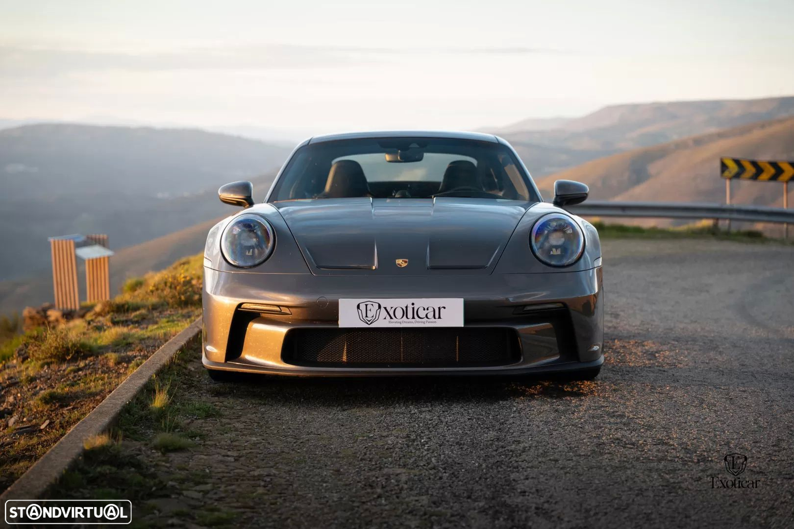 Porsche 911 (992) GT3 Touring Package PDK - 11
