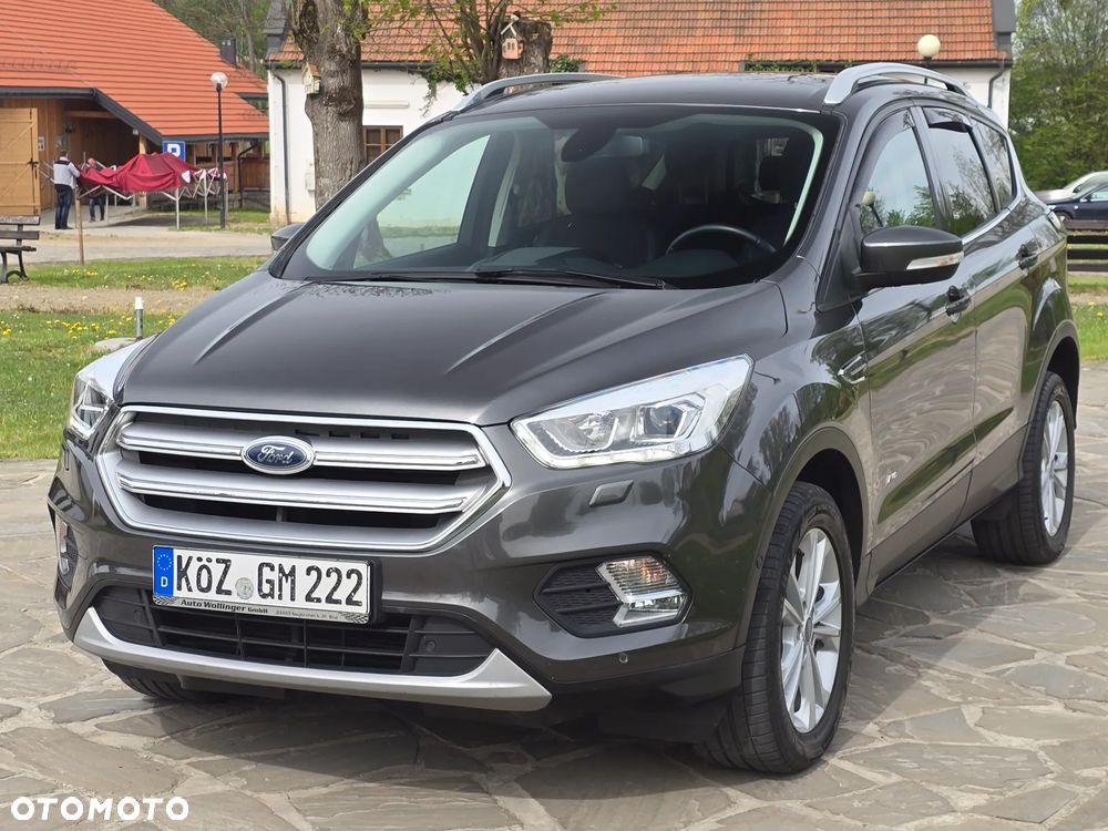 Ford Kuga 2.0 TDCi 4x4 Titanium - 4