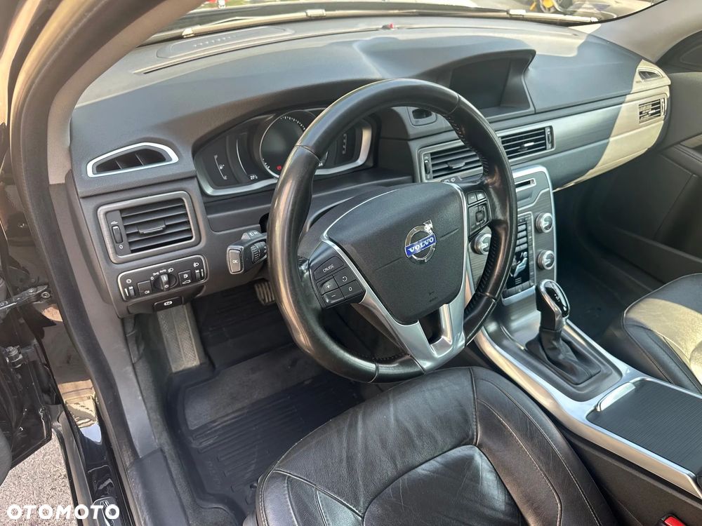 Volvo V70 D4 Geartronic Momentum - 14
