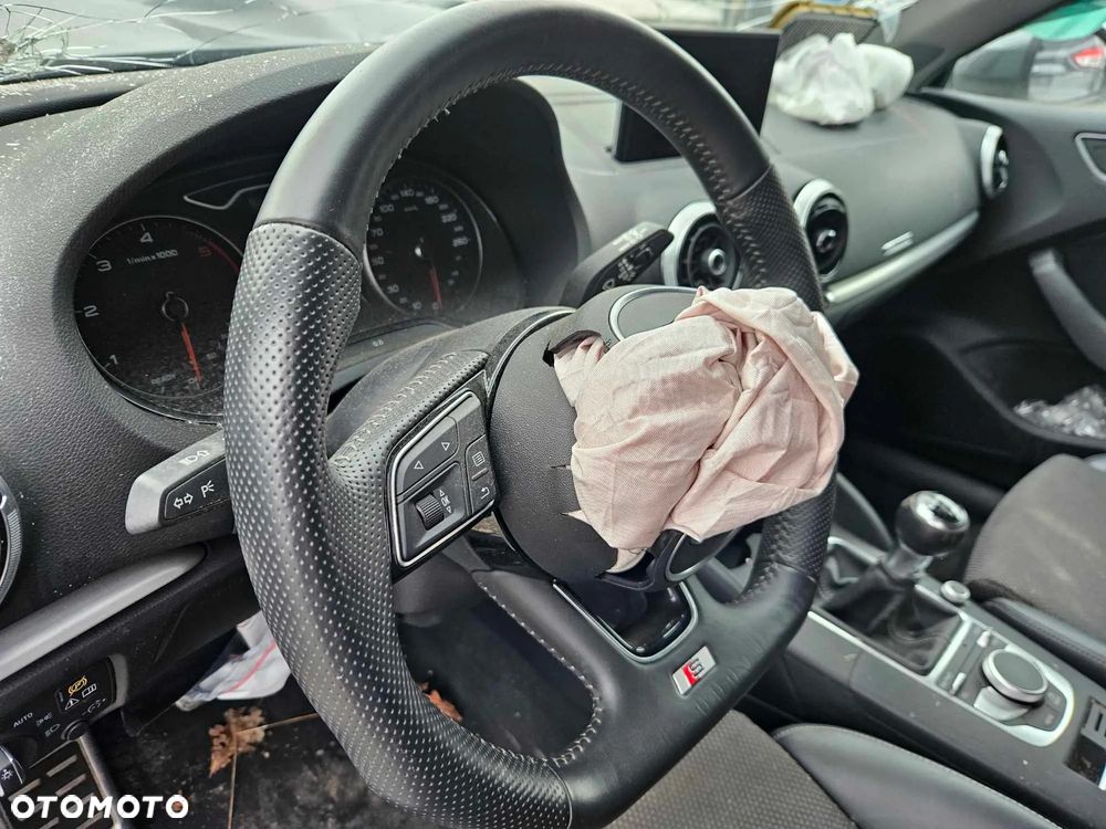 Audi A3 1.6 TDI Sport - 5