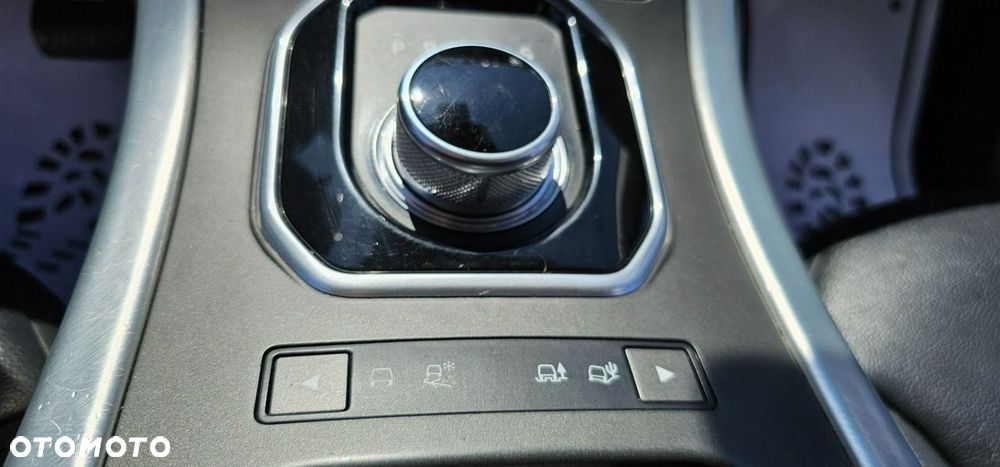 Land Rover Range Rover Evoque - 34