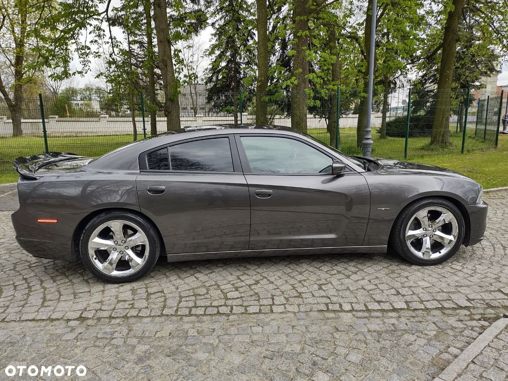 Dodge Charger - 9