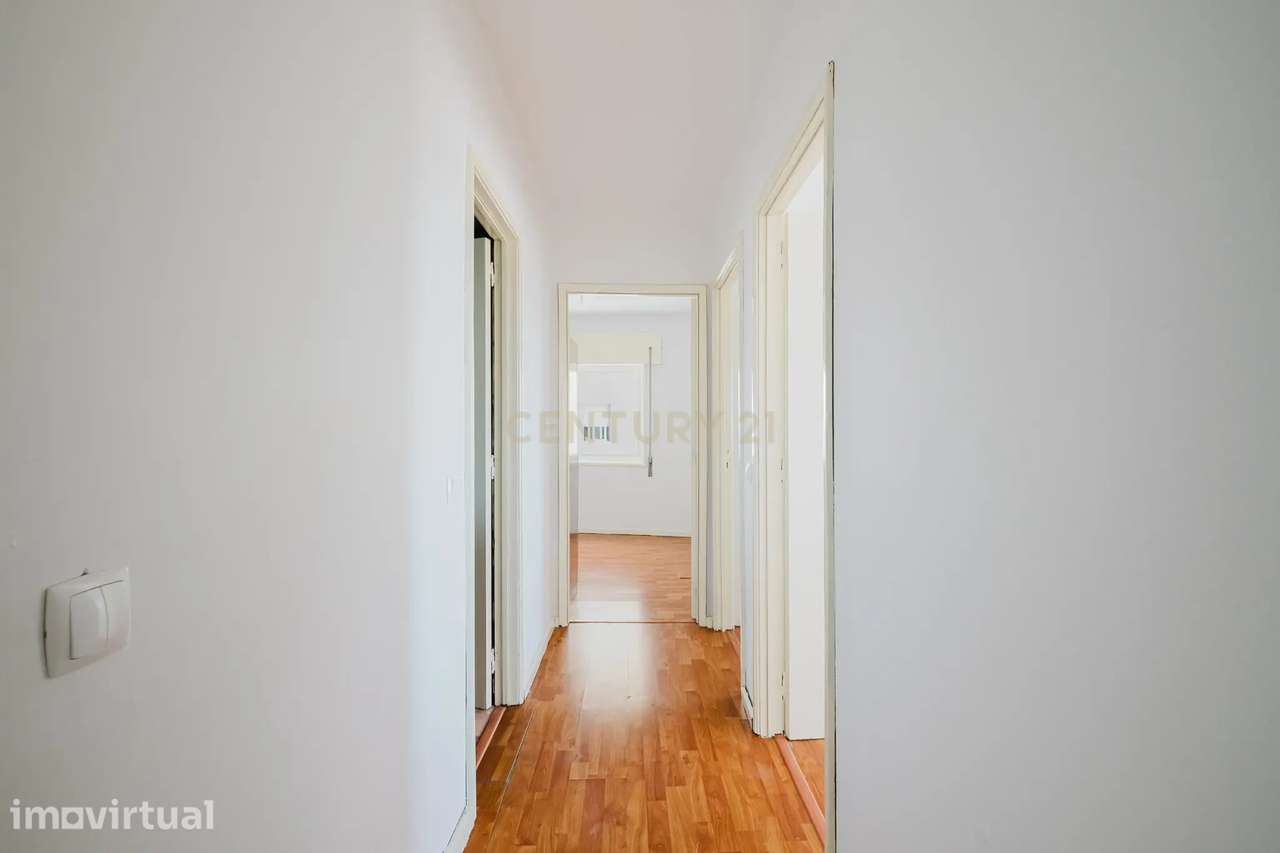 Apartamento T3 com Vistas Panorâmicas – Senhora da Hora - Grande imagem: 5/31