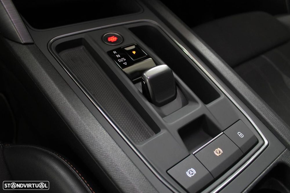 Cupra Formentor 1.4 e-Hybrid DSG - 24