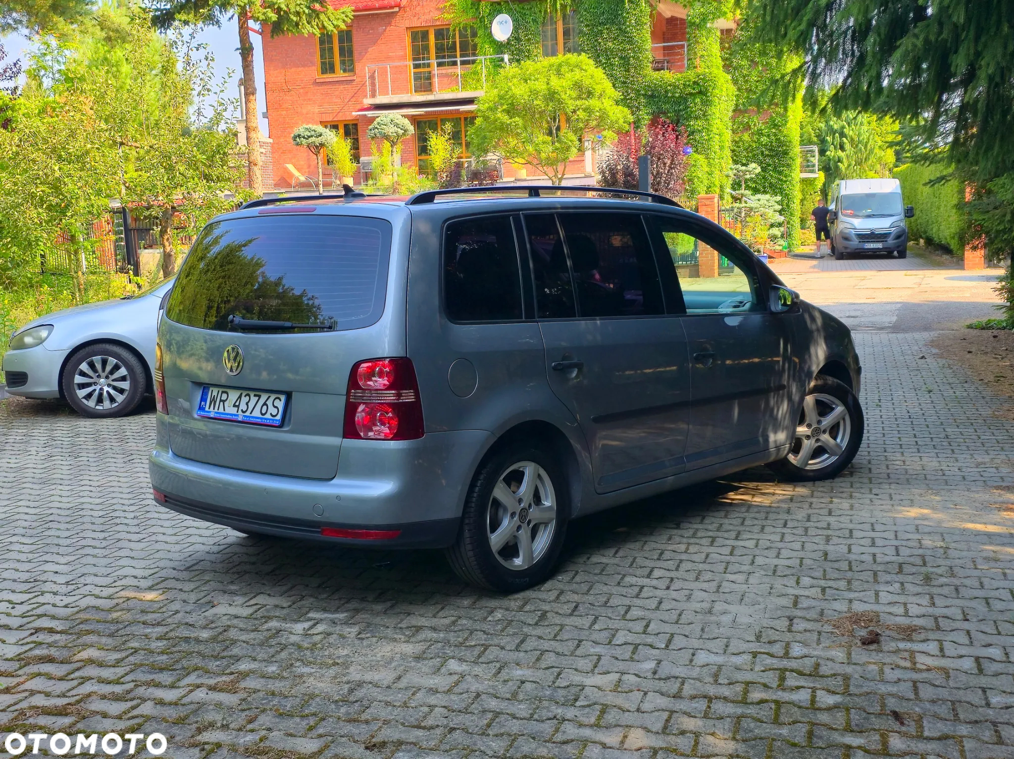Volkswagen Touran 1.9 TDI Conceptline DSG - 7