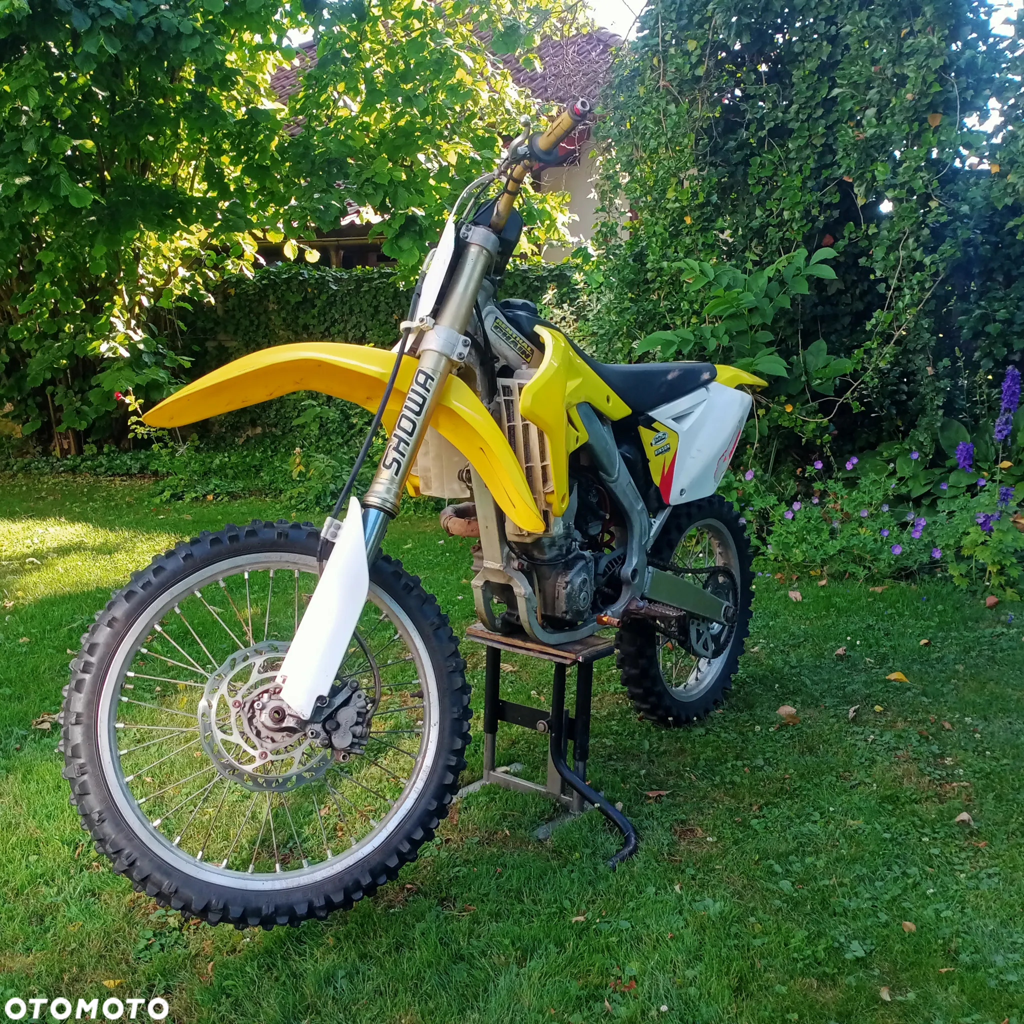 Suzuki RM-Z