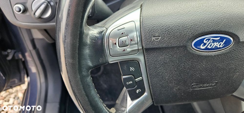 Ford Mondeo 1.6 T Titanium - 32