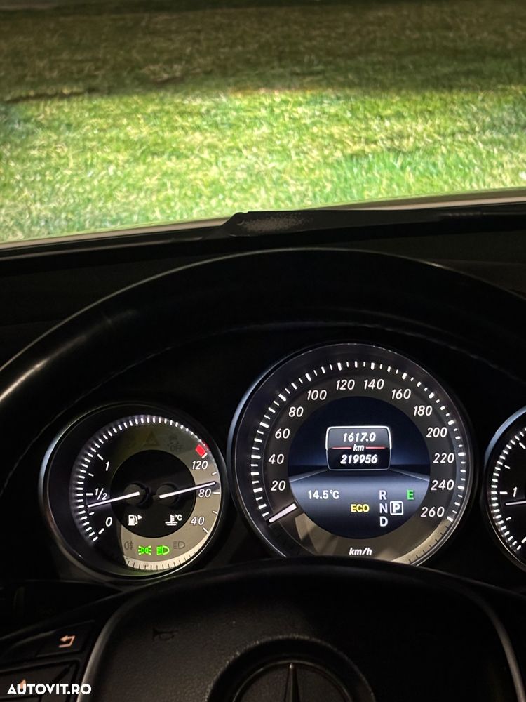 Mercedes-Benz E 250 BlueTEC 9G-TRONIC - 14