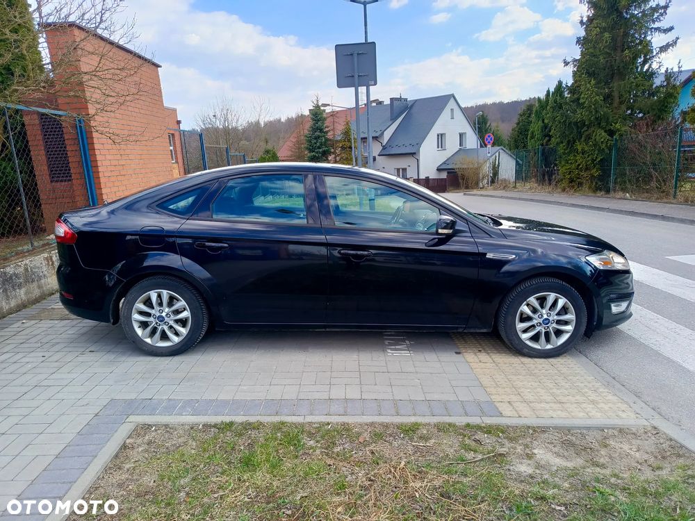 Ford Mondeo 2.0 TDCi Ghia - 4