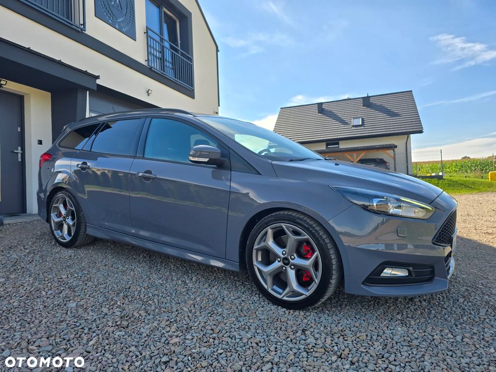 Ford Focus - 9