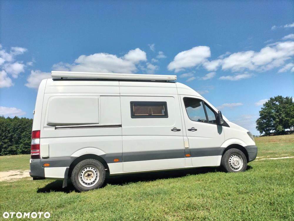 Mercedes-Benz Sprinter - 20